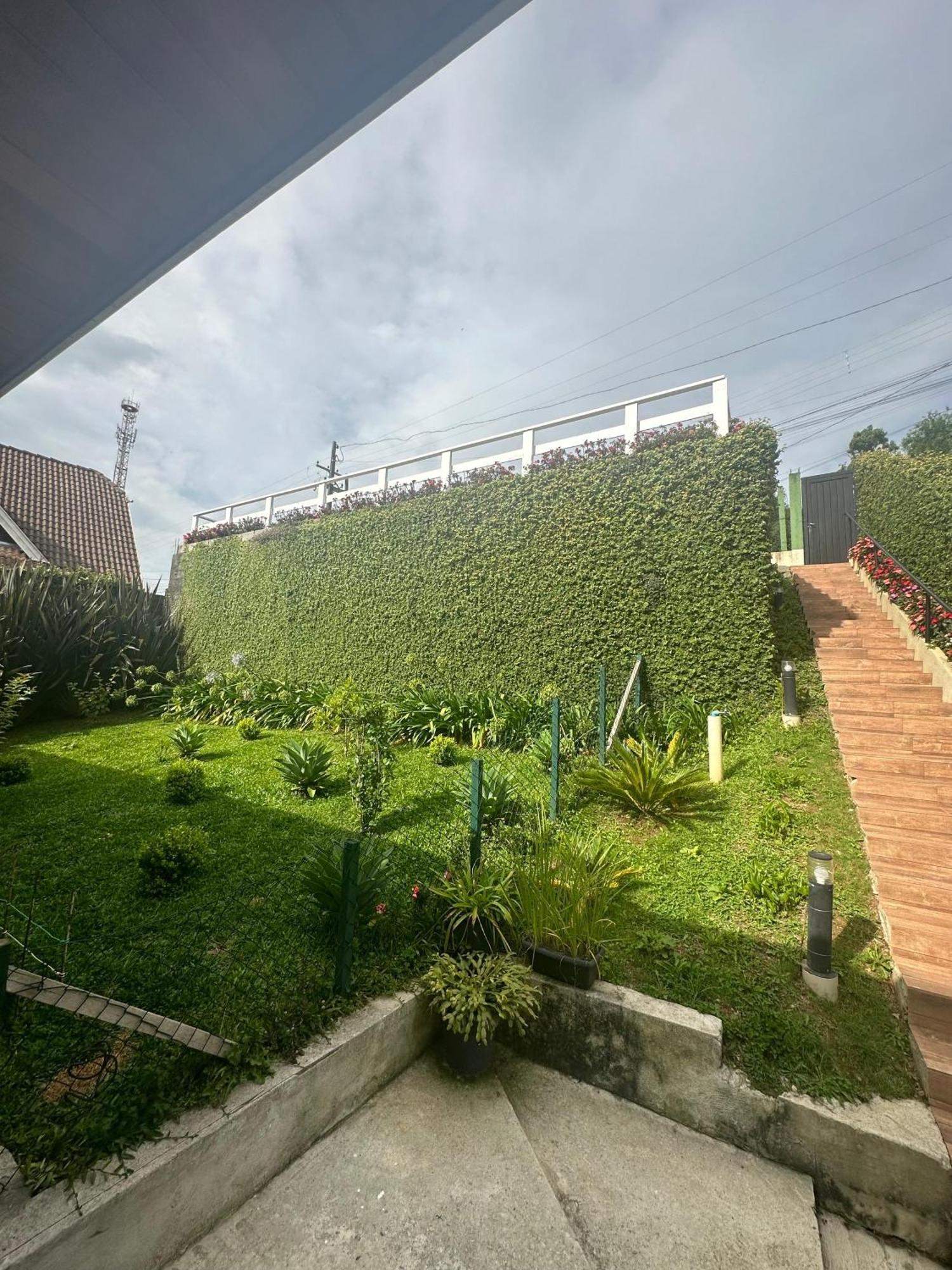Lar Loudge Montanhes Casa de férias Campos do Jordão